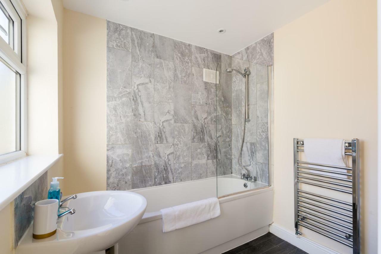 Leamington Spa Town House 2-Bed, 2 Bath מראה חיצוני תמונה